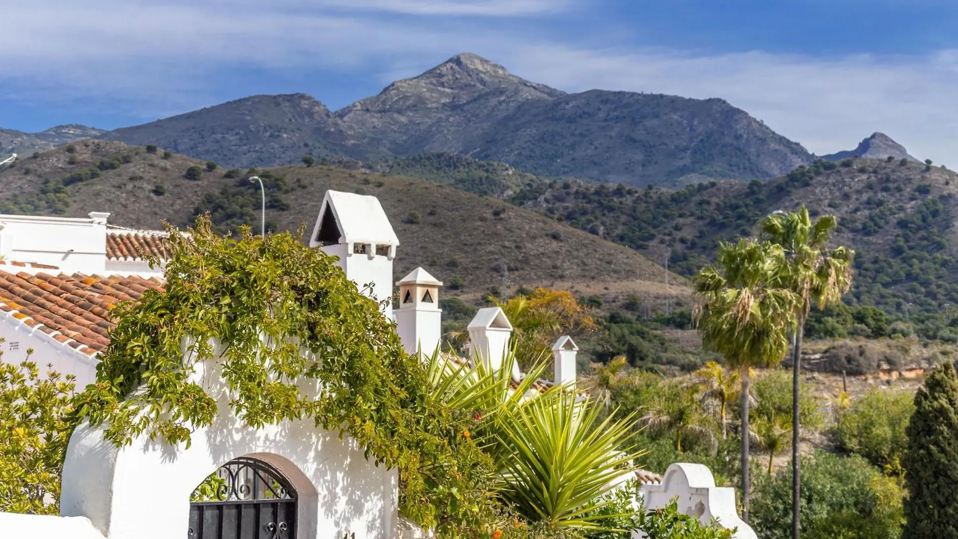 Casablanca 38 Oasis Properties Nerja